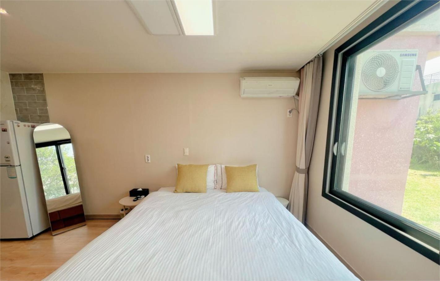 Living In Jeju Island Apartment Luaran gambar
